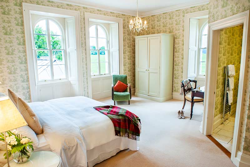 Coolclogher House green bedroom