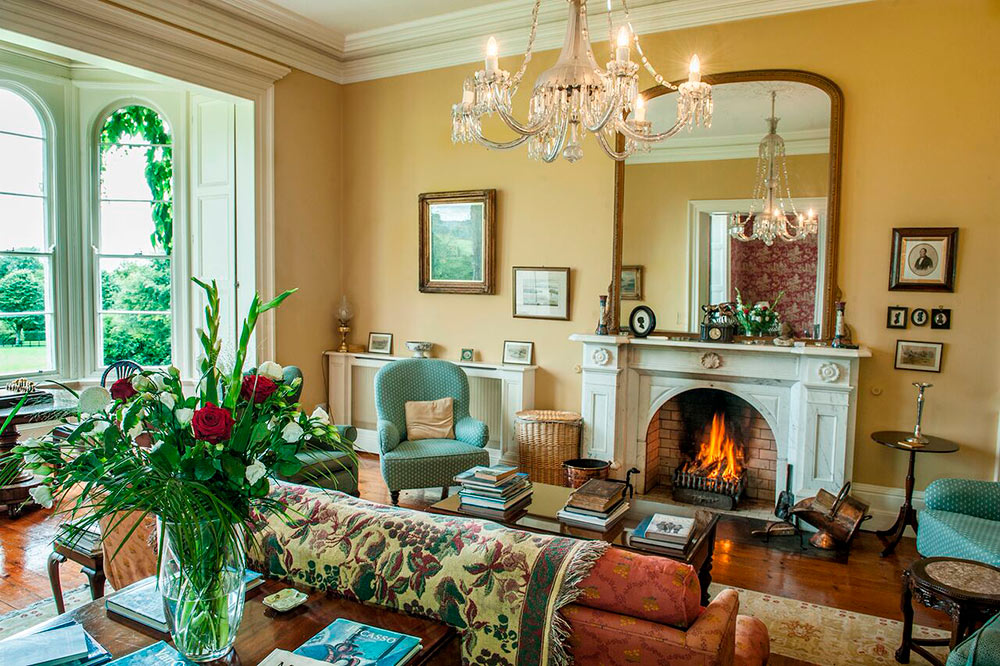 Coolclogher Gold Sitting Room